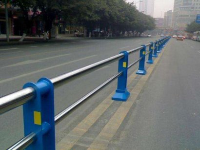 不锈钢道路护栏