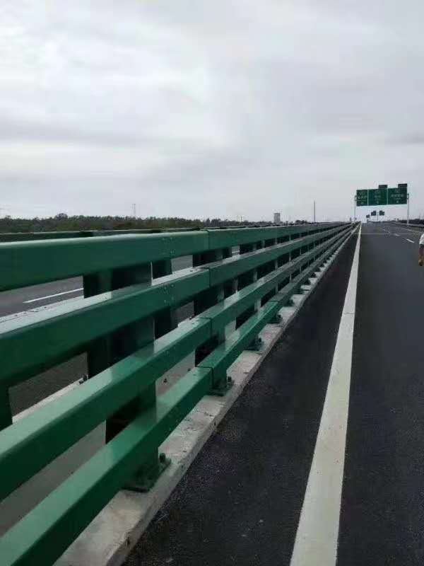 防撞护栏