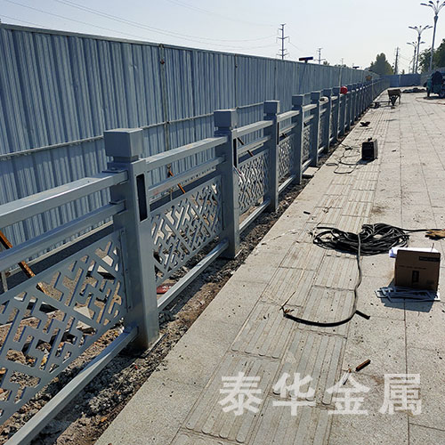 道路护栏
