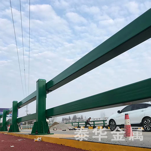 道路护栏